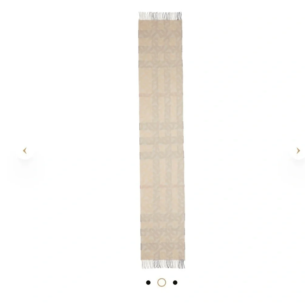 NWT BURBERRY Reversible cashmere scarf with Check monogram Natural White UNISEX